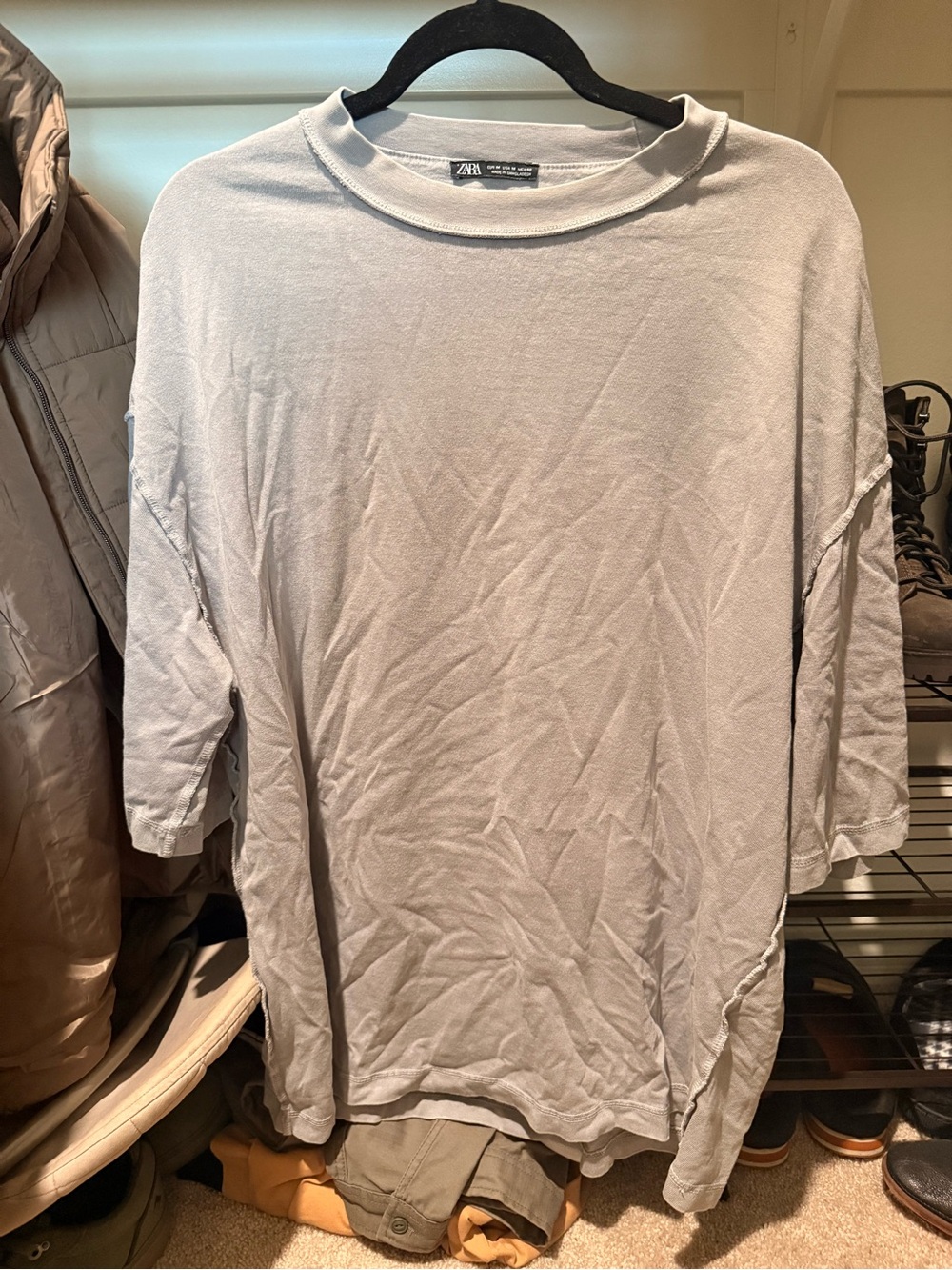 Zara Men’s stone wash grey tee